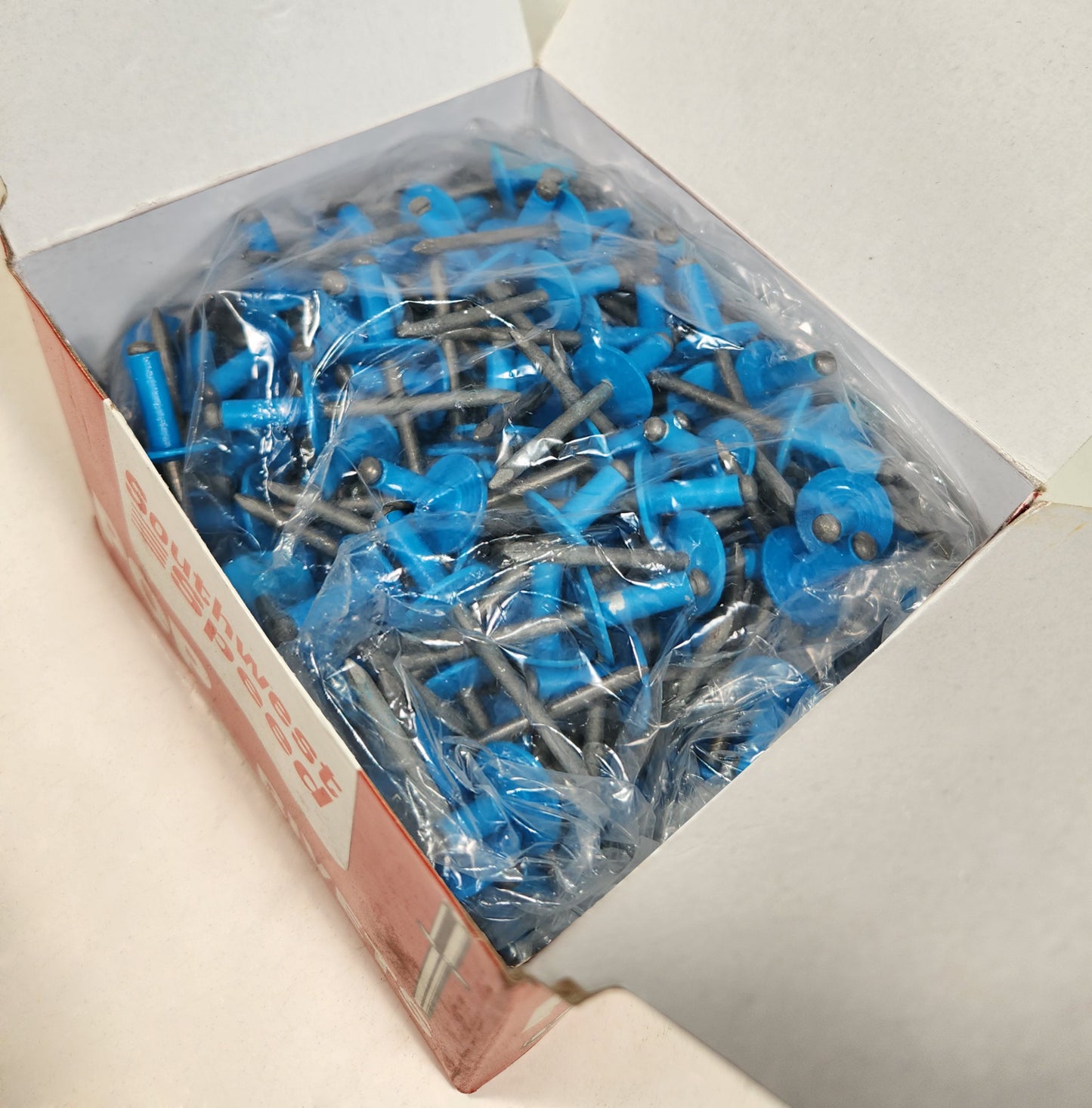 POP RIVETS,ALUMINUM FLANGE,STEEL PIN,LARGE HEAD,250 PIECES,LIGHT BLUE,PEPSI