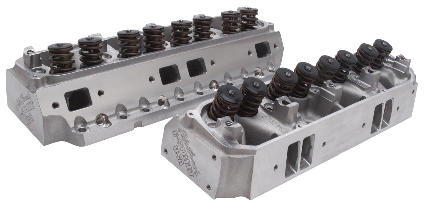 1 PR. BIG-BLOCK CHRYSLER E-STREET CYLINDER HEADS 84CC